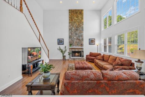 26 High Ridge Lane Frankford NJ 07822