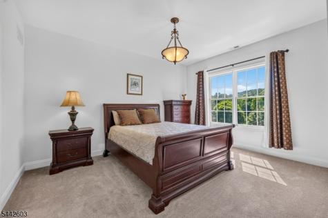 26 High Ridge Lane Frankford NJ 07822