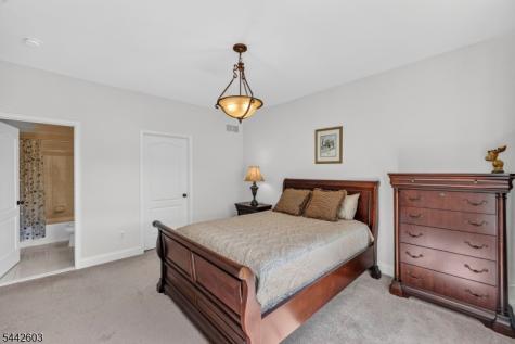 26 High Ridge Lane Frankford NJ 07822