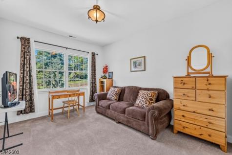 26 High Ridge Lane Frankford NJ 07822