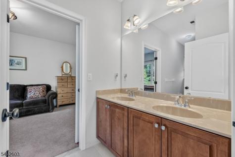 26 High Ridge Lane Frankford NJ 07822