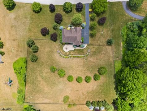 26 High Ridge Lane Frankford NJ 07822