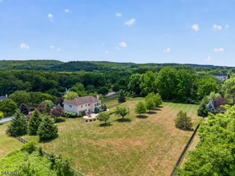 26 High Ridge Lane Frankford NJ 07822