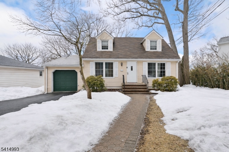 627 E Vail Road Roxbury NJ 07850