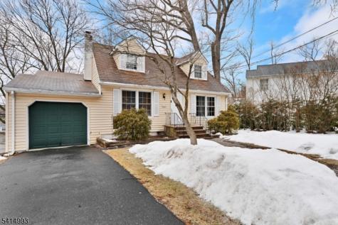 627 E Vail Road Roxbury NJ 07850