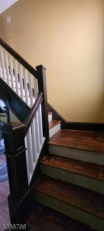 6 Emerson Street East Orange NJ 07018