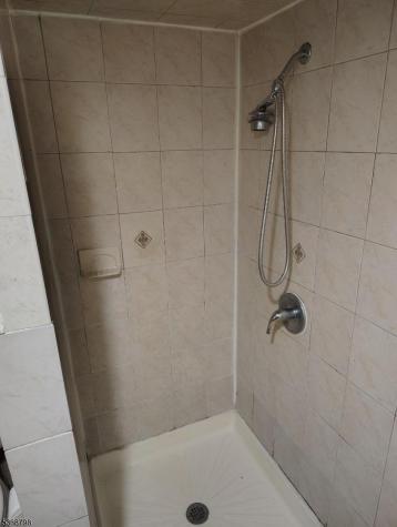 6 Emerson Street East Orange NJ 07018