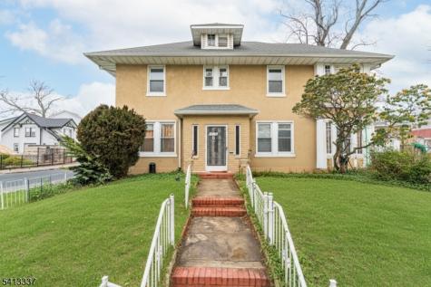 49 Lyons Avenue Newark NJ 07112