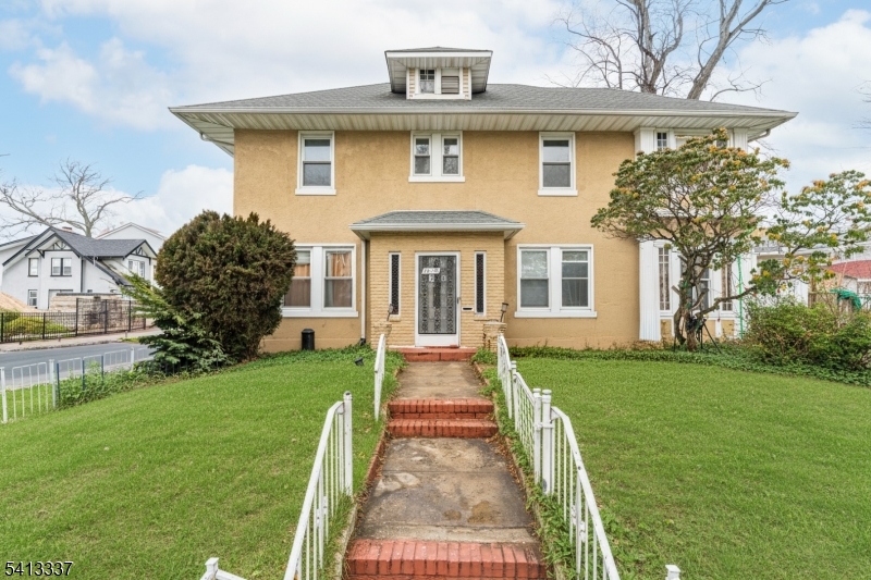49 Lyons Avenue Newark NJ 07112