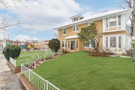 49 Lyons Avenue Newark NJ 07112