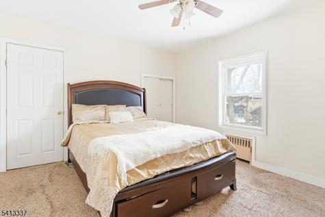 49 Lyons Avenue Newark NJ 07112