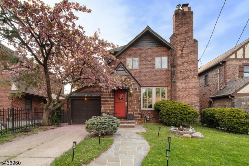 16 Summit Road Clifton NJ 07012