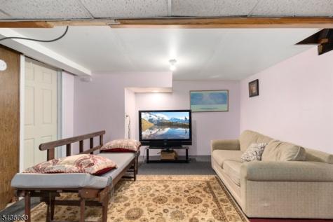 16 Summit Road Clifton NJ 07012