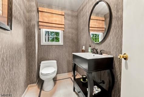 5 Mckinley Avenue West Caldwell NJ 07006