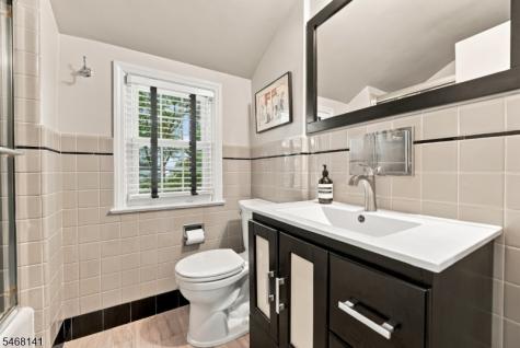 5 Mckinley Avenue West Caldwell NJ 07006