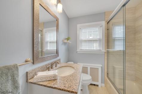 15 Oak Place Hawthorne NJ 07506