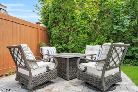 15 Oak Place Hawthorne NJ 07506