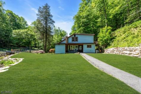 145 Millbrook Road Franklin NJ 07882