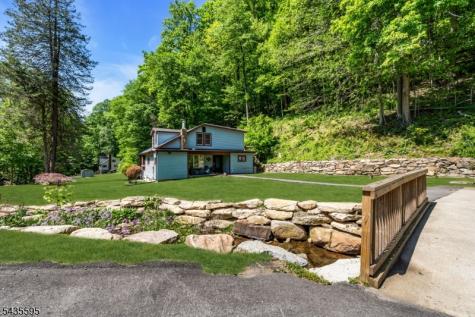 145 Millbrook Road Franklin NJ 07882