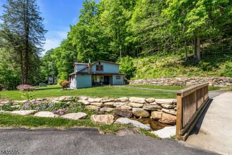 145 Millbrook Road Franklin NJ 07882