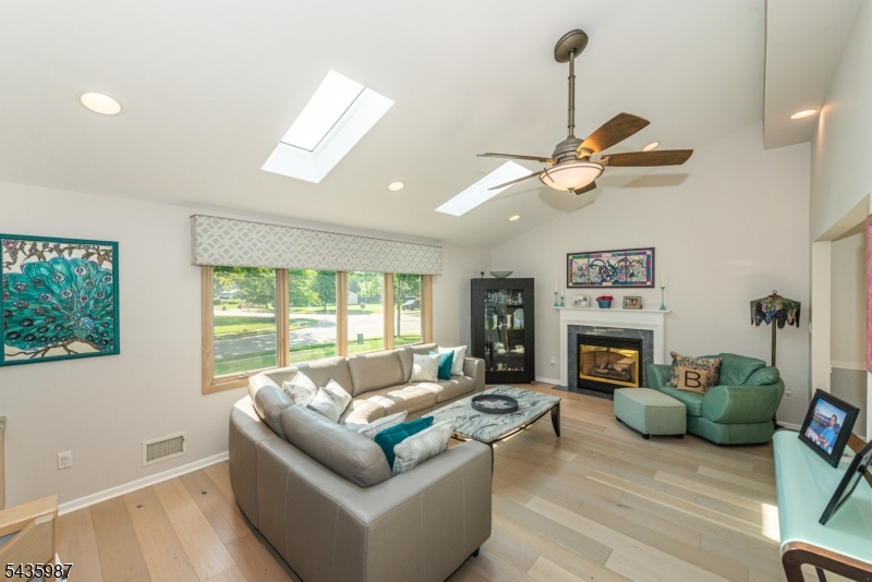 22 Woodbine Trail Parsippany-troy Hills NJ 07054