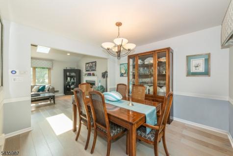 22 Woodbine Trail Parsippany-troy Hills NJ 07054