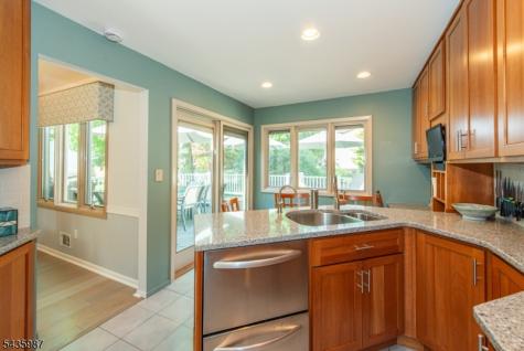 22 Woodbine Trail Parsippany-troy Hills NJ 07054