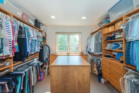 22 Woodbine Trail Parsippany-troy Hills NJ 07054