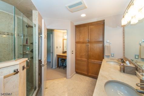 22 Woodbine Trail Parsippany-troy Hills NJ 07054