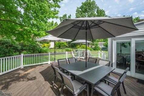 22 Woodbine Trail Parsippany-troy Hills NJ 07054
