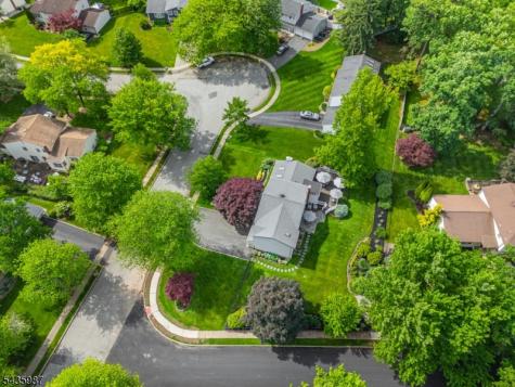 22 Woodbine Trail Parsippany-troy Hills NJ 07054