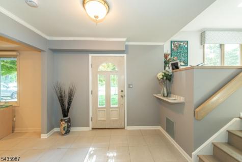 22 Woodbine Trail Parsippany-troy Hills NJ 07054
