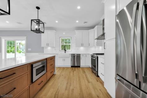 204 Hoover Place Union NJ 07083