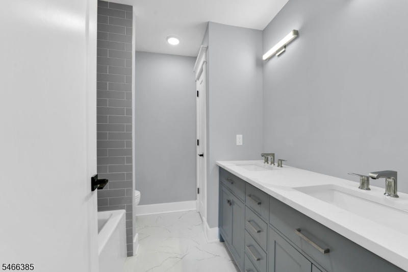204 Hoover Place Union NJ 07083