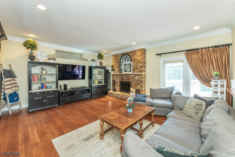11 Flanders Drive Montville NJ 07058