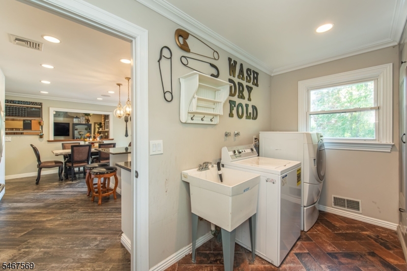 11 Flanders Drive Montville NJ 07058