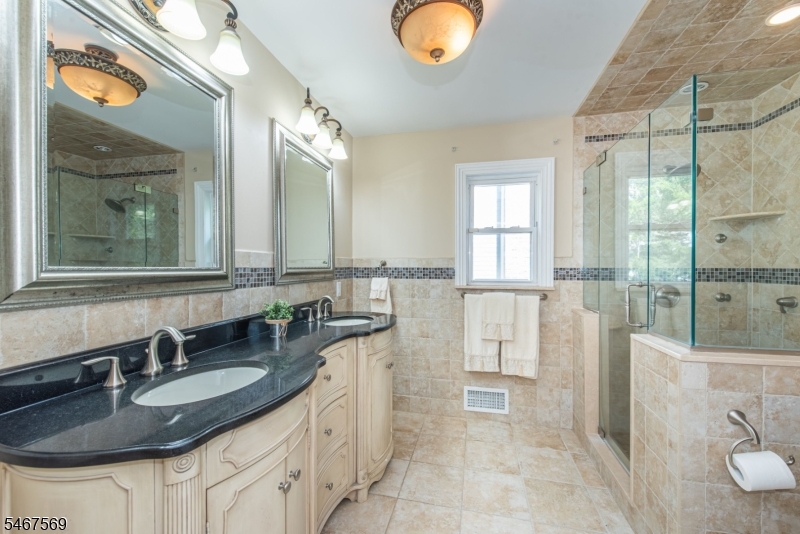 11 Flanders Drive Montville NJ 07058