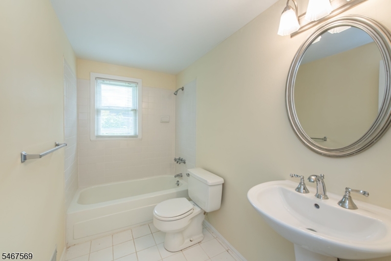 11 Flanders Drive Montville NJ 07058