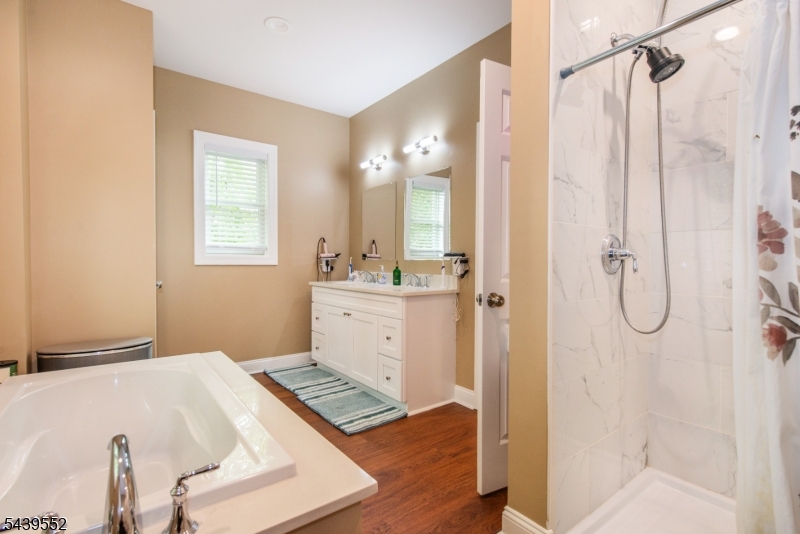 18 Post Oak Court Hardyston NJ 07419