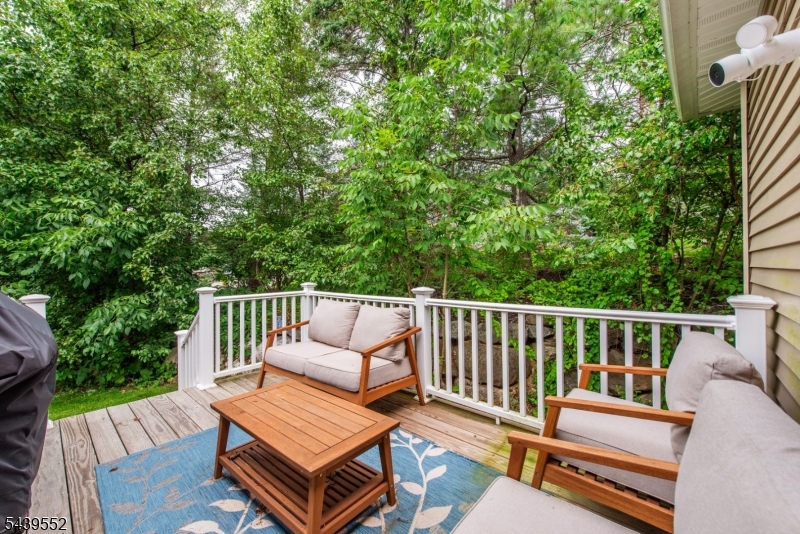 18 Post Oak Court Hardyston NJ 07419