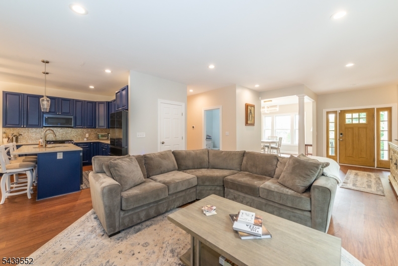 18 Post Oak Court Hardyston NJ 07419