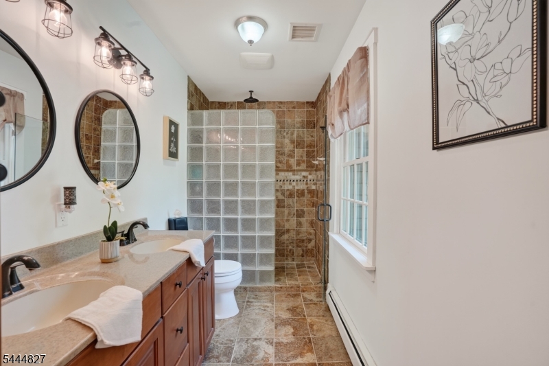 43 Chestnut Street Livingston NJ 07039