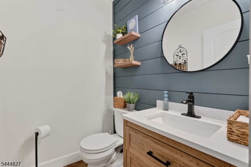43 Chestnut Street Livingston NJ 07039