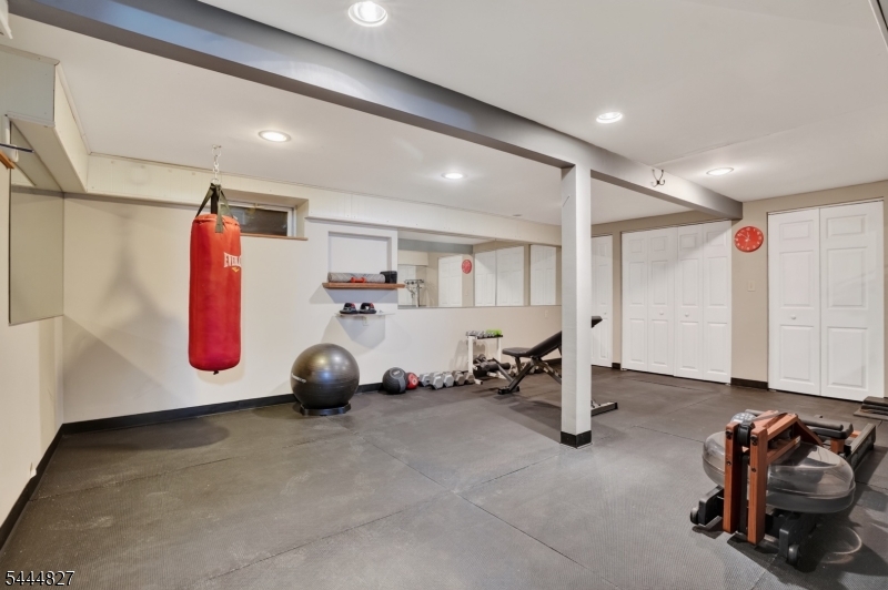 43 Chestnut Street Livingston NJ 07039