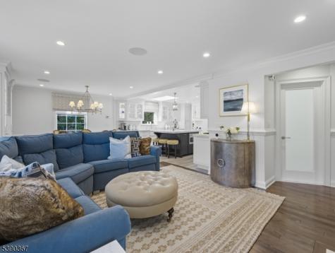 16 W Lincoln Street Verona NJ 07044