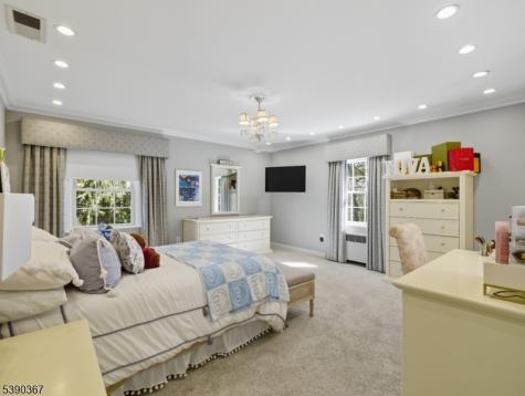 16 W Lincoln Street Verona NJ 07044