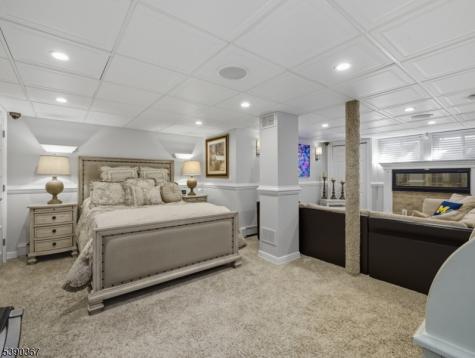 16 W Lincoln Street Verona NJ 07044