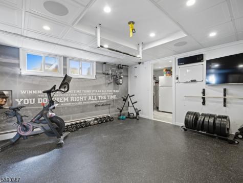 16 W Lincoln Street Verona NJ 07044