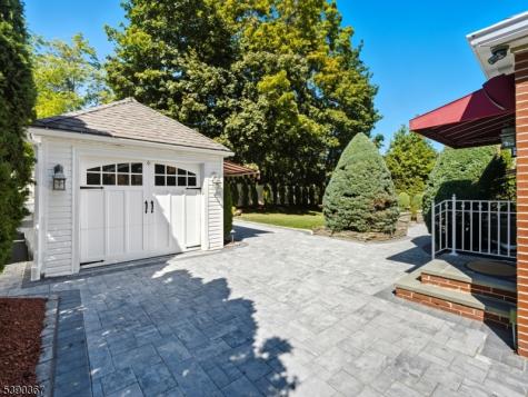 16 W Lincoln Street Verona NJ 07044