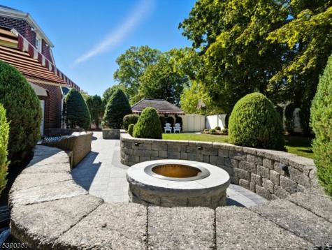 16 W Lincoln Street Verona NJ 07044